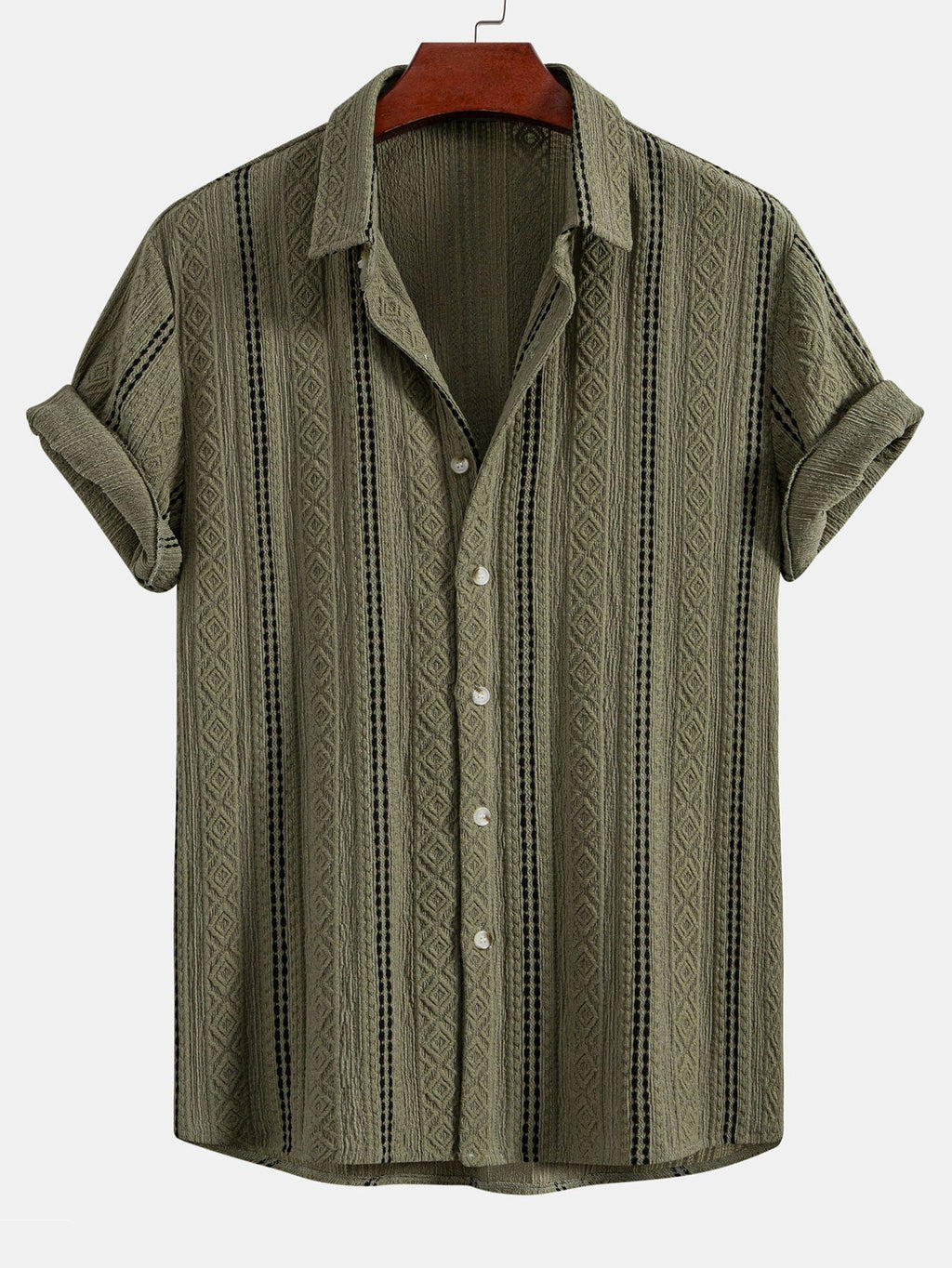Setti: geometrinen jacquard-nappipaita ja kreppipintaiset shortsit