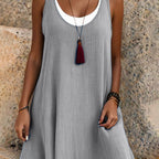 Rento ja väljä, hihaton kaksiosainen olkaimeton mekko