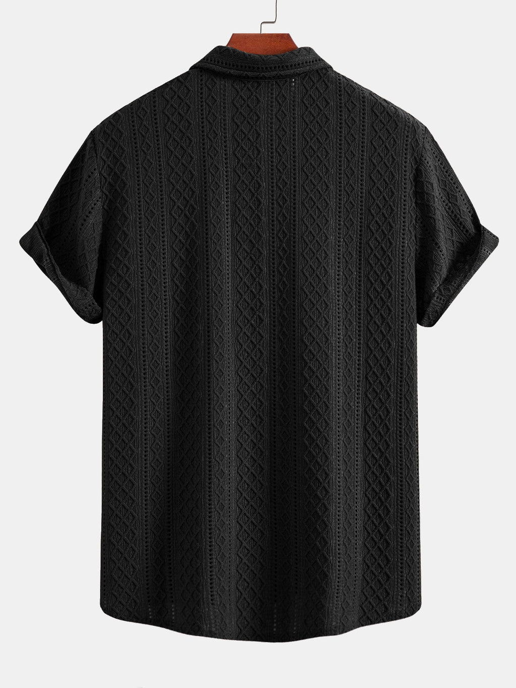 Setti: jacquard-nappipaita vinoneliökuviolla ja kreppipintaiset shortsit