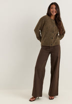 Ruskea neulecardigan
