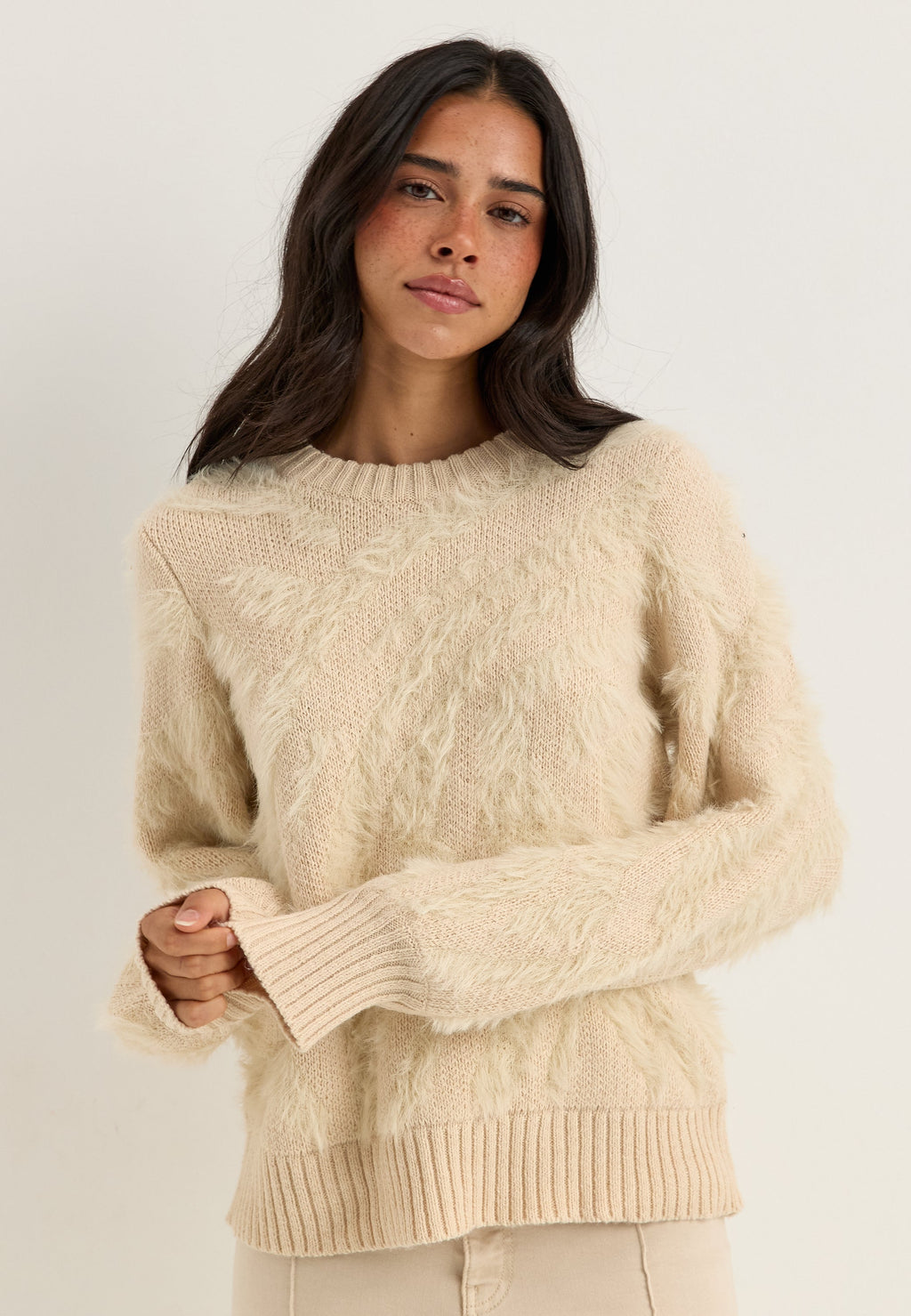 Beige neulepaita, pallohihat