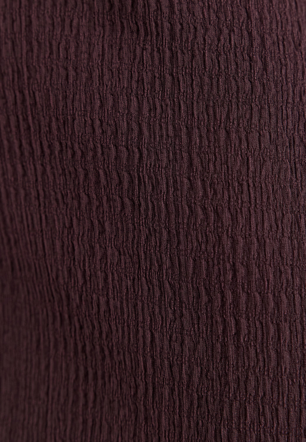 Violetti trikoinen midimekko
