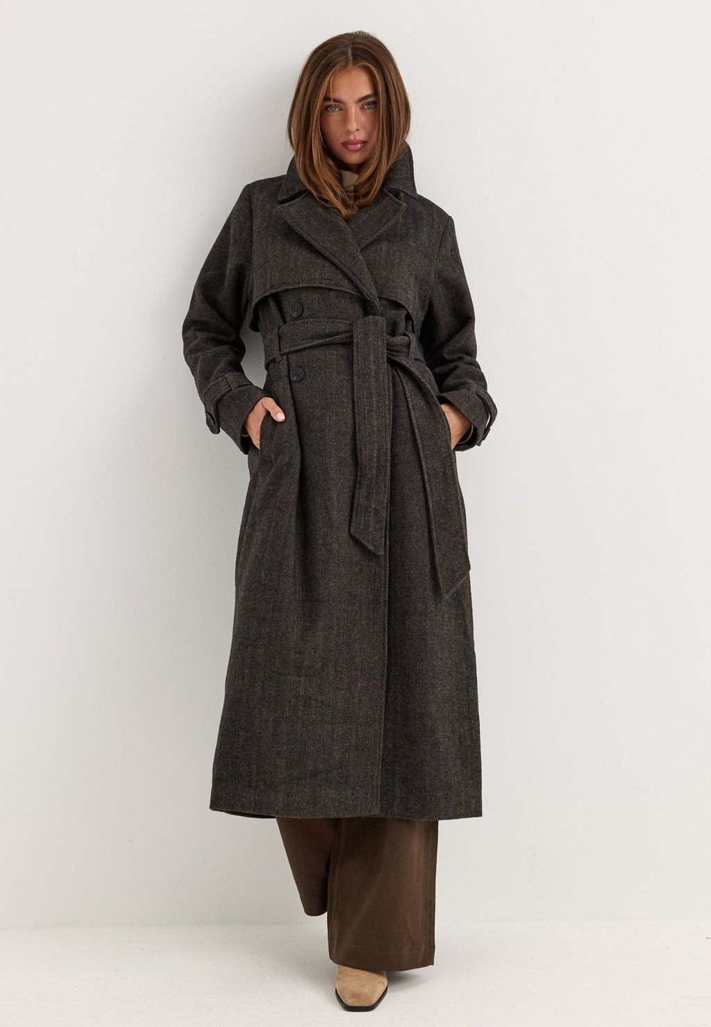 Pitkä tweed-trenssi
