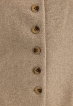 Beige takki, olkatoppaukset