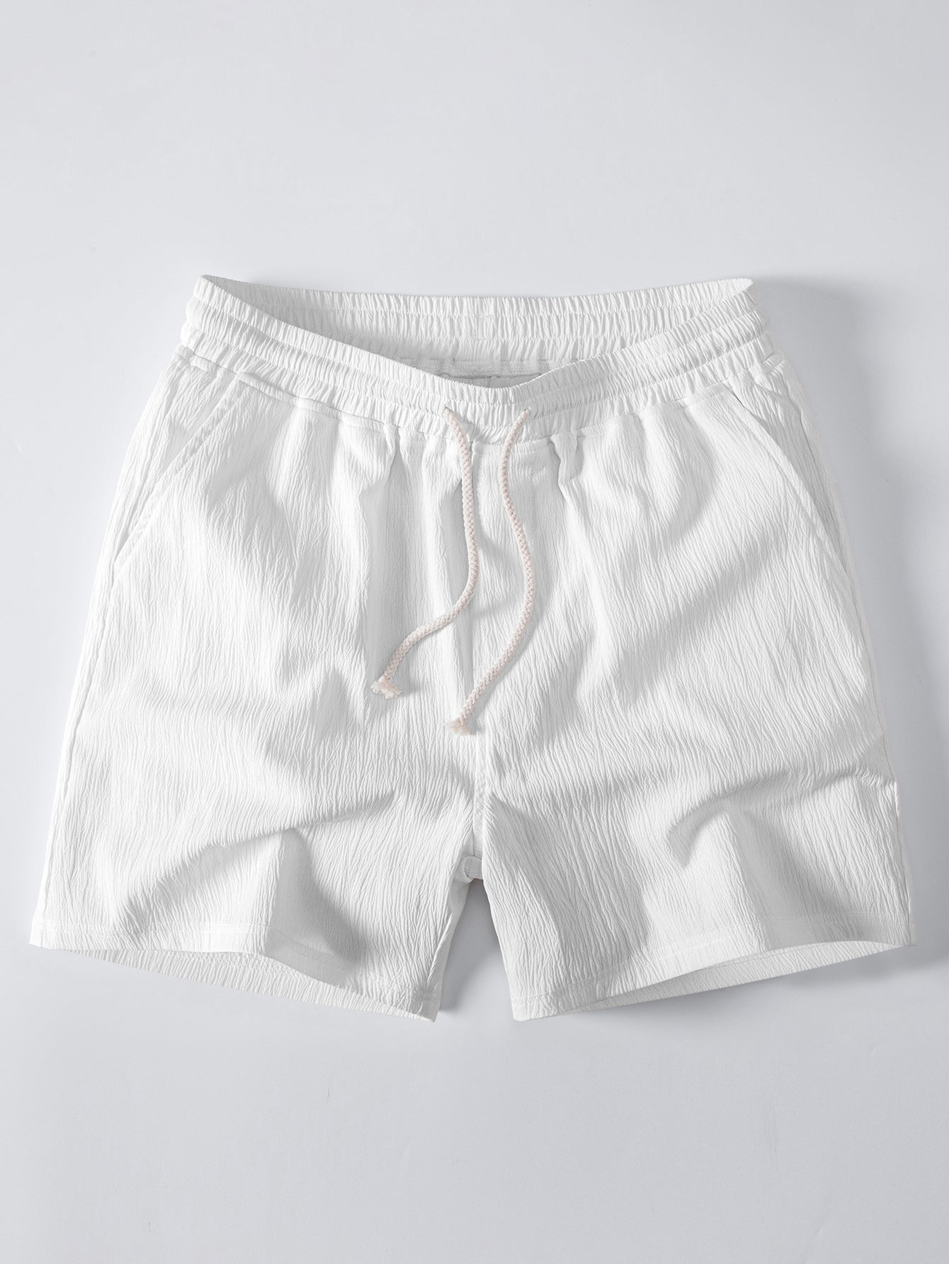 Setti: jacquard-paita kuubalaisella kauluksella ja kreppipintaiset shortsit