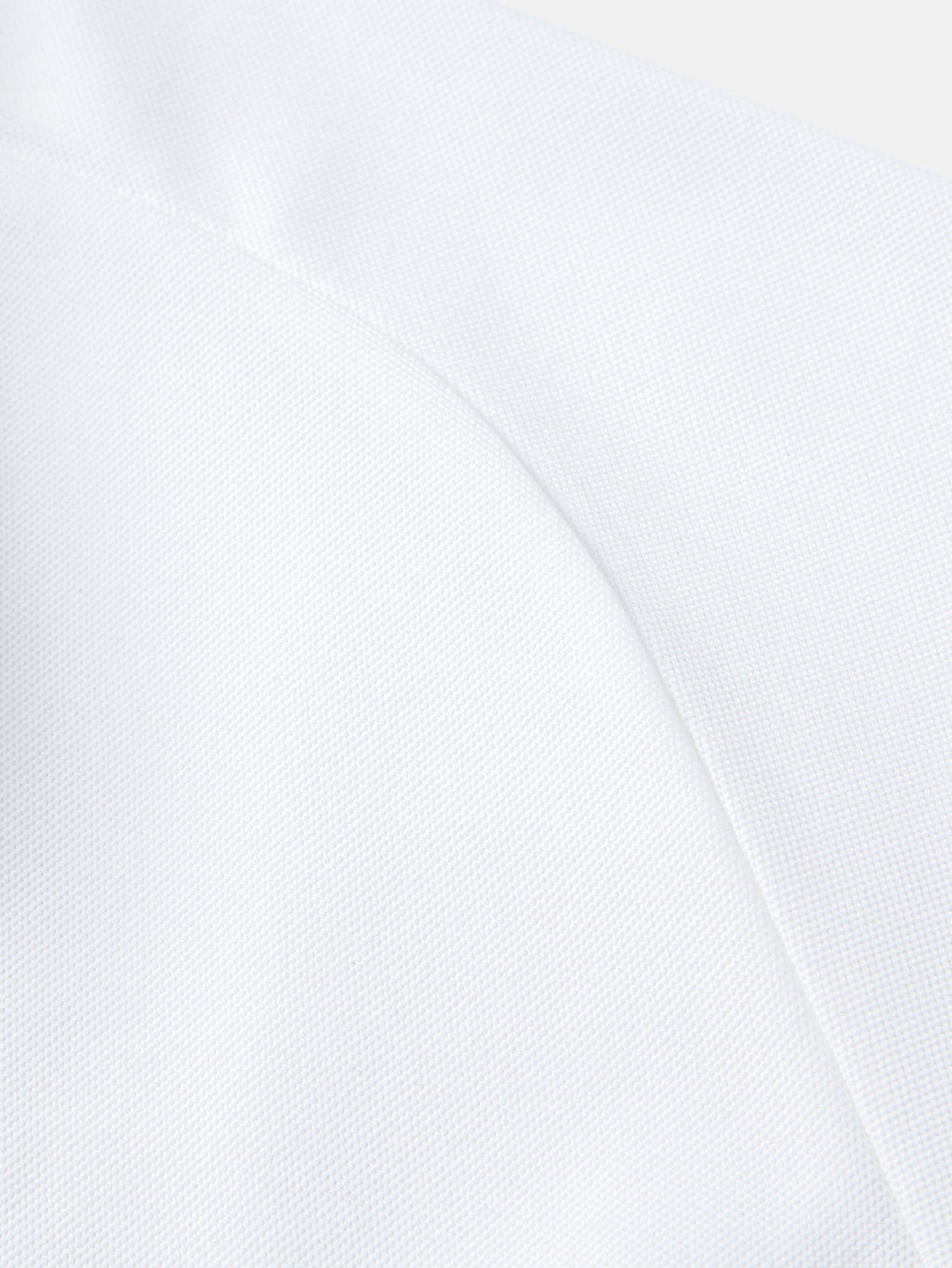 Pikeepaita kontrastisilla raglan-hihoilla