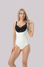 Vartaloa muotoileva bodypuku