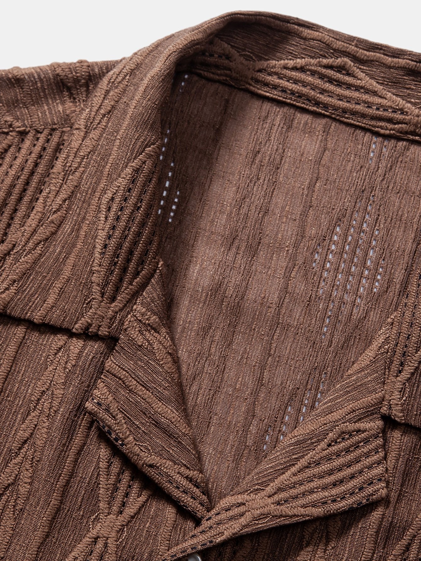 Setti: jacquard-paita kuubalaisella kauluksella ja kreppipintaiset shortsit