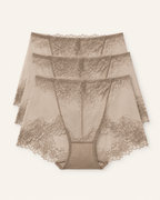 Conjunto de três cuecas boxer de renda caqui