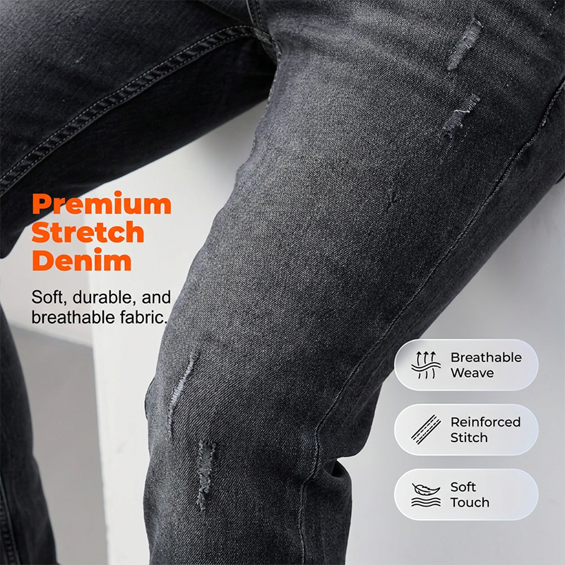 Mustien skinny-farkkujen joustavan denimin ja kulutusten lähikuva